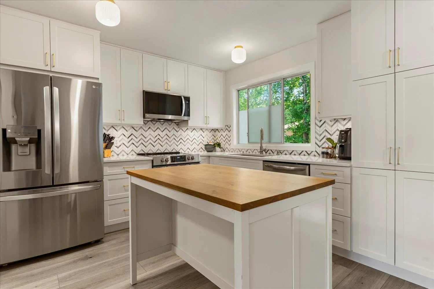 54 5904 VEDDER ROAD|Vedder Crossing