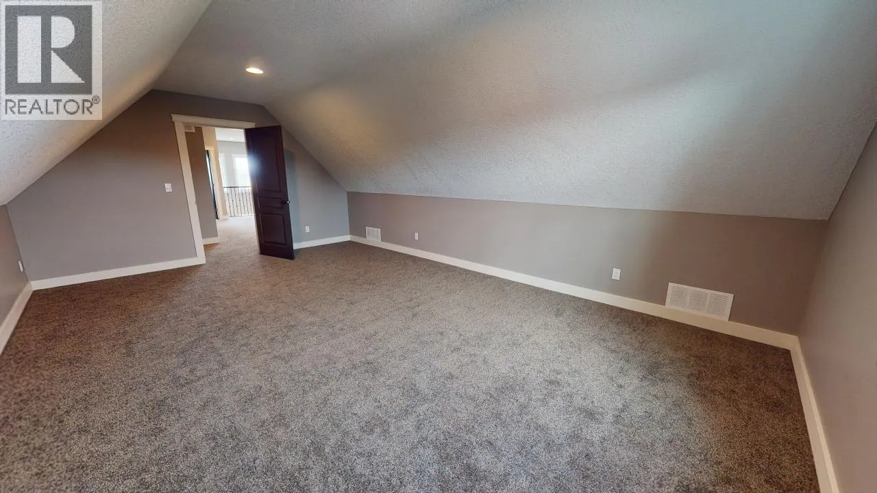 10712 109 STREET