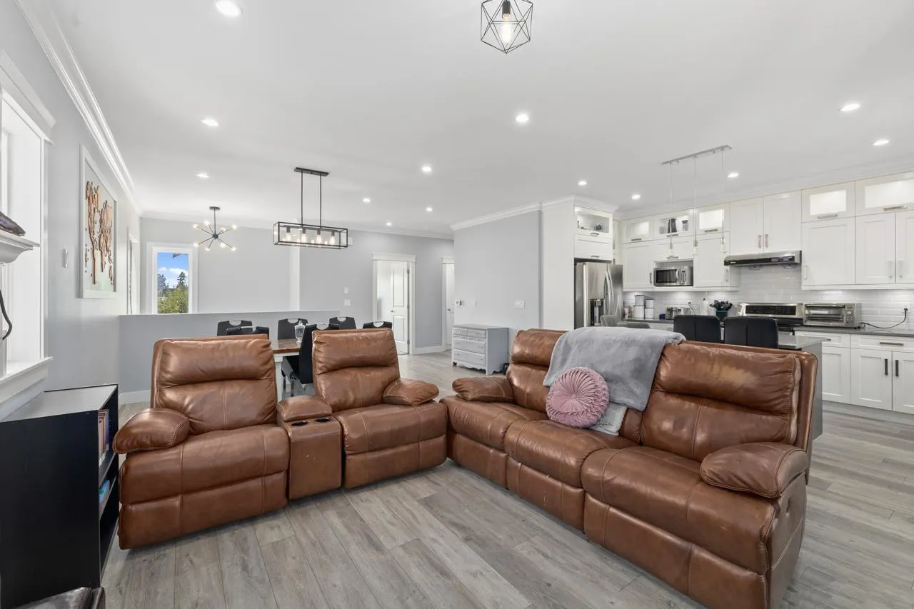 32735 UNGER COURT