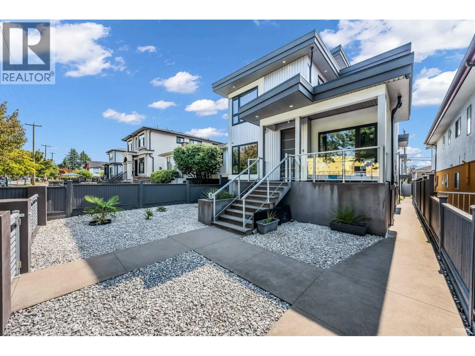 250 E 53RD AVENUE
