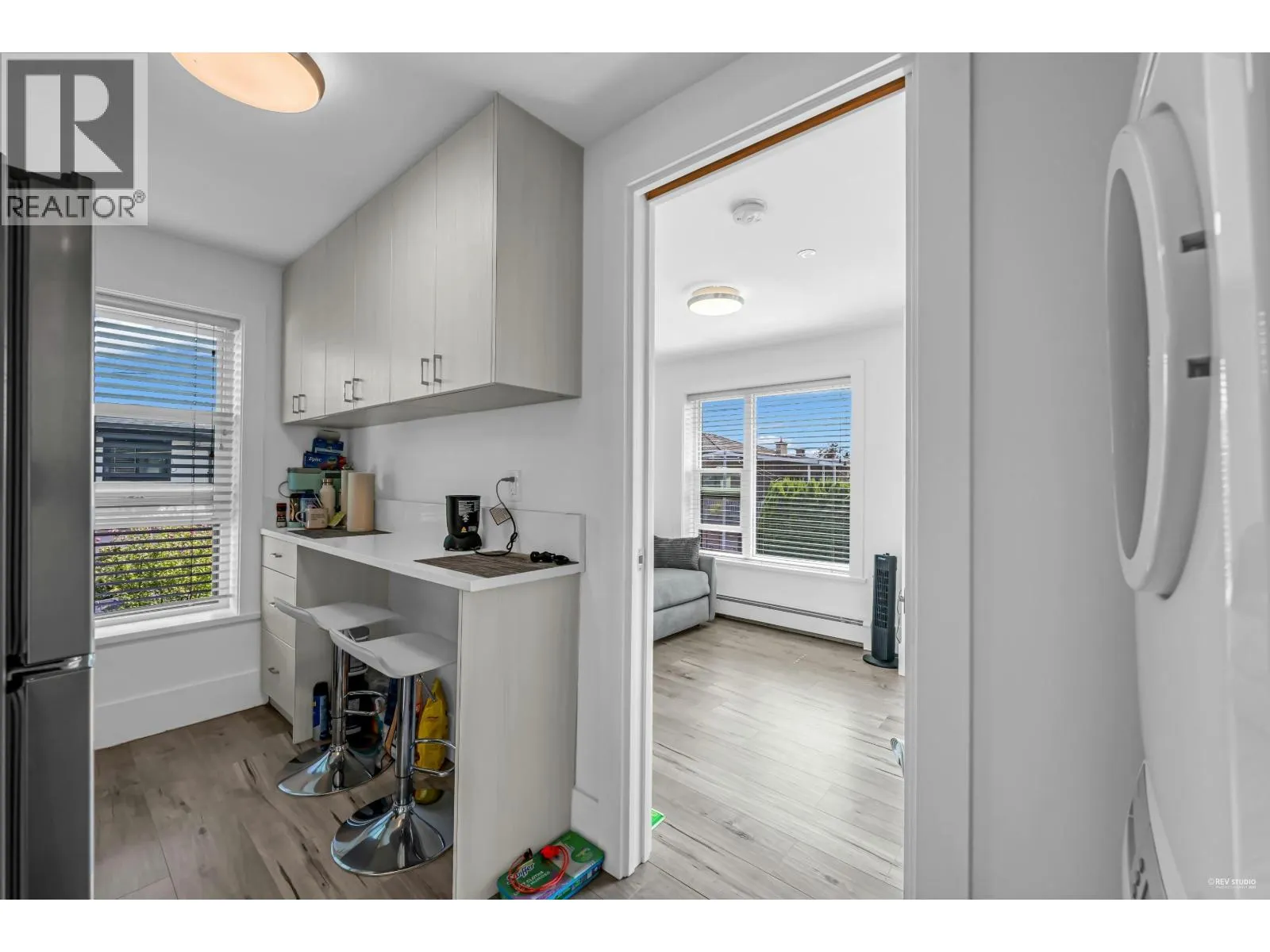 250 E 53RD AVENUE