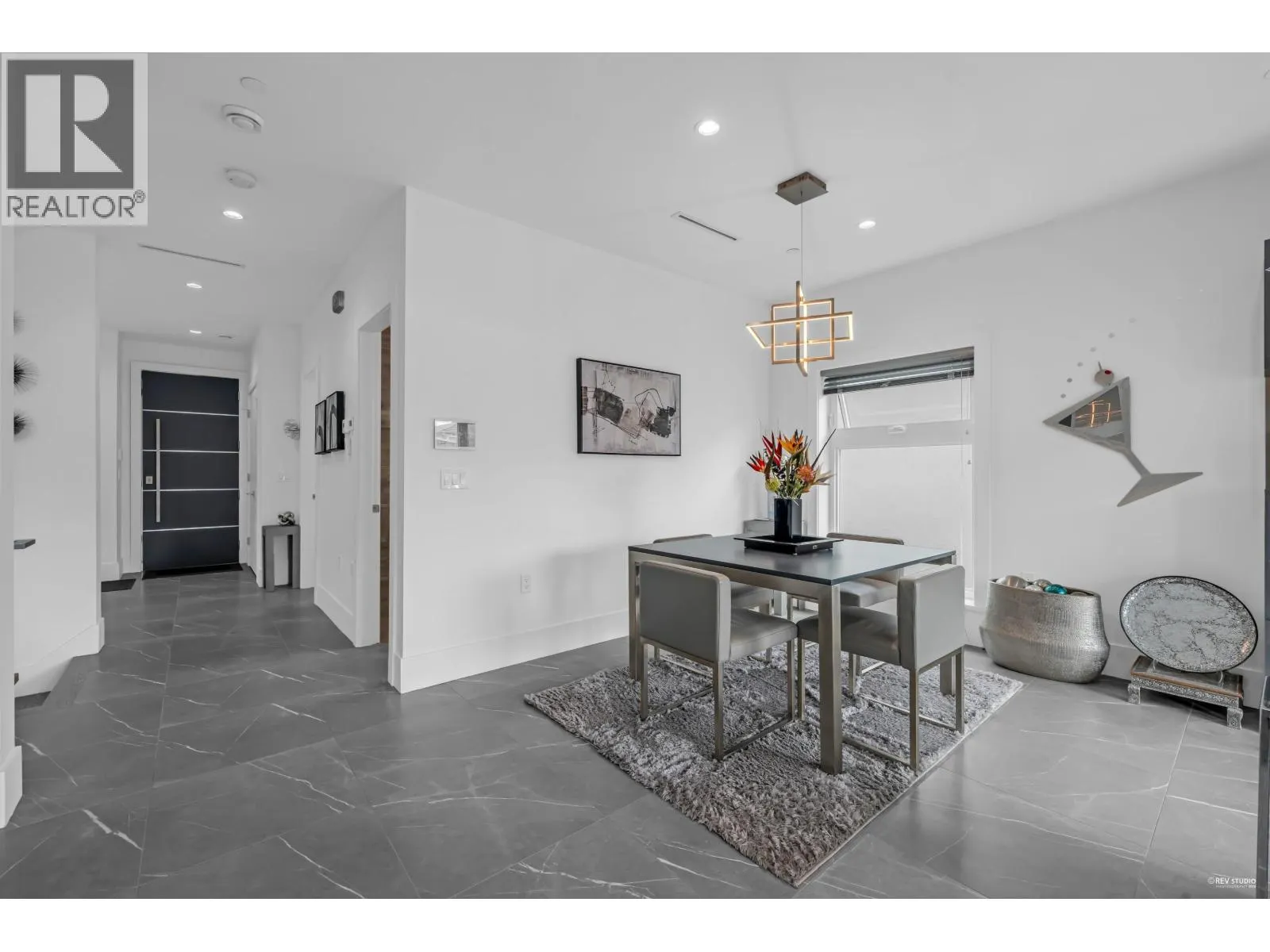 250 E 53RD AVENUE