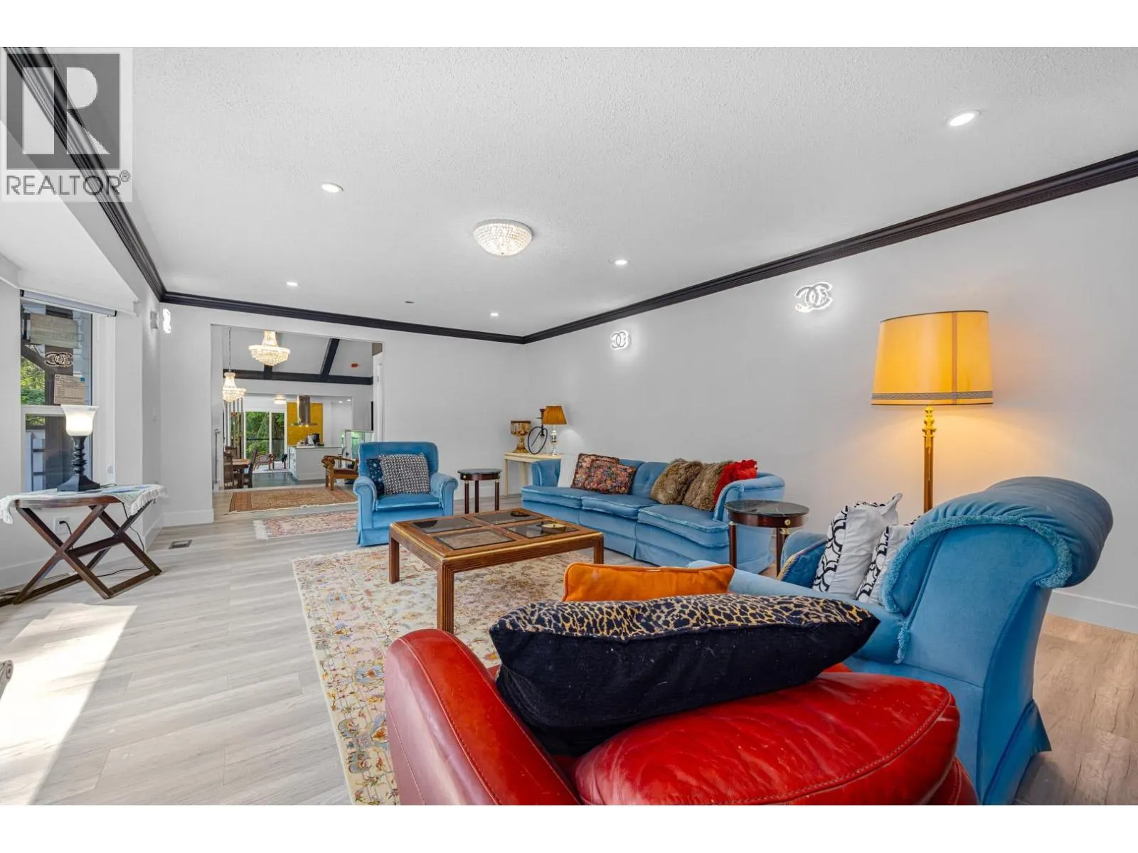 4621 CAULFEILD DRIVE