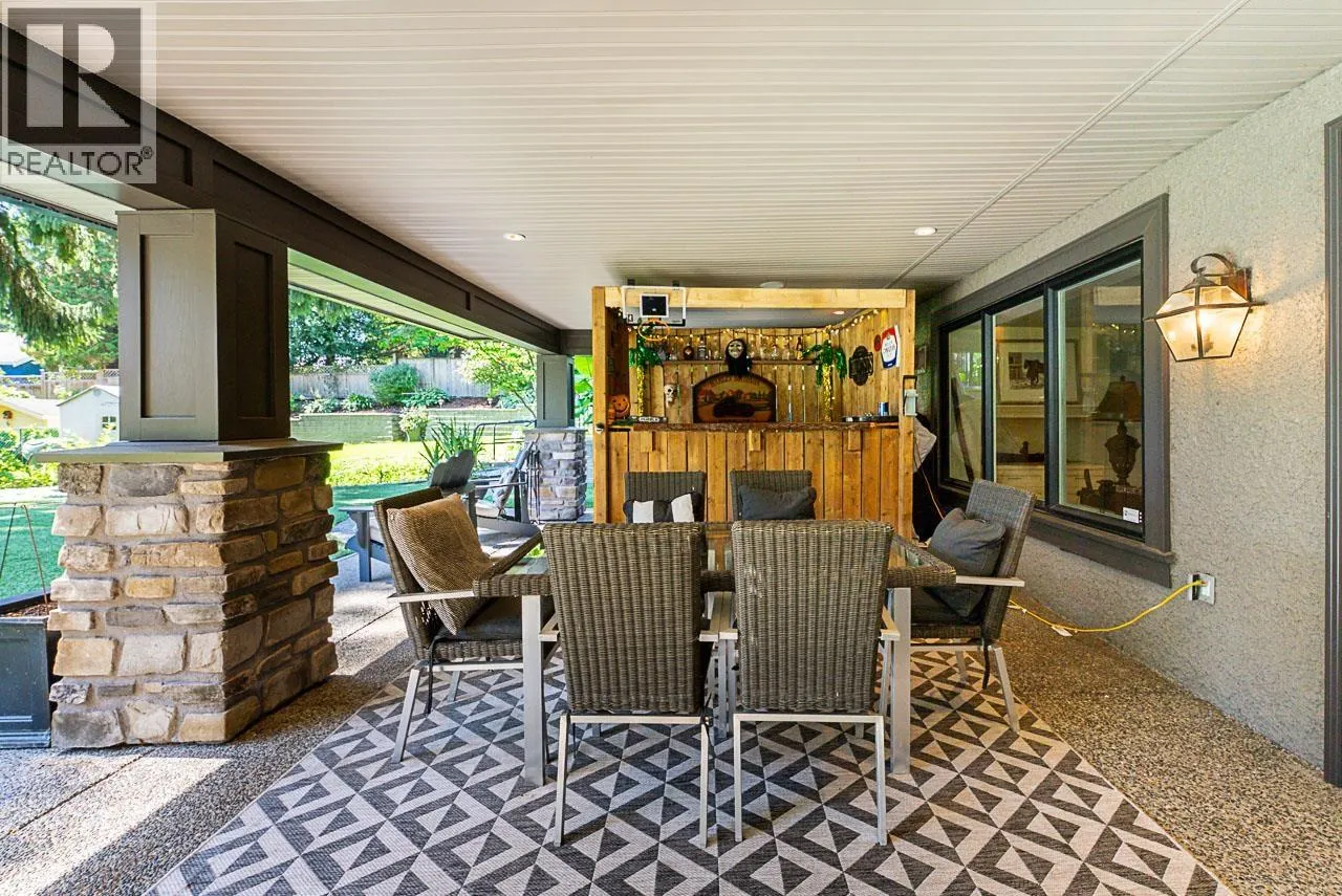 8032 GOVERNMENT ROAD