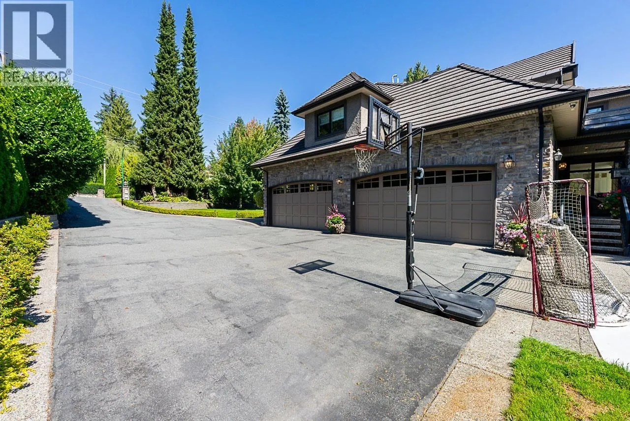 8032 GOVERNMENT ROAD