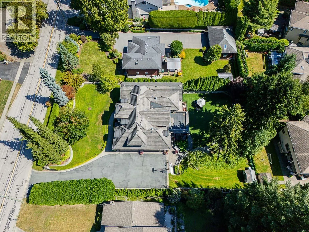 8032 GOVERNMENT ROAD