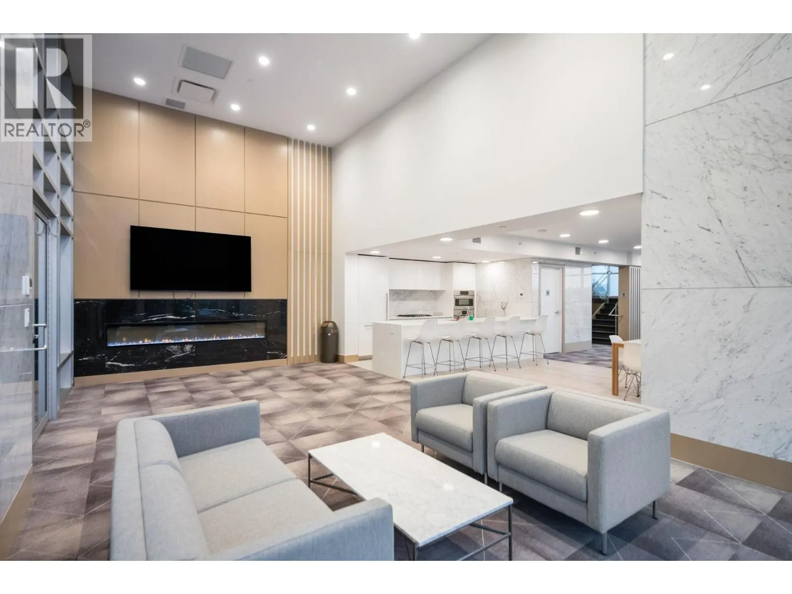 505 2085 SKYLINE COURT
