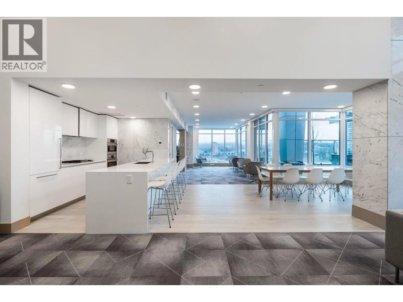505 2085 SKYLINE COURT