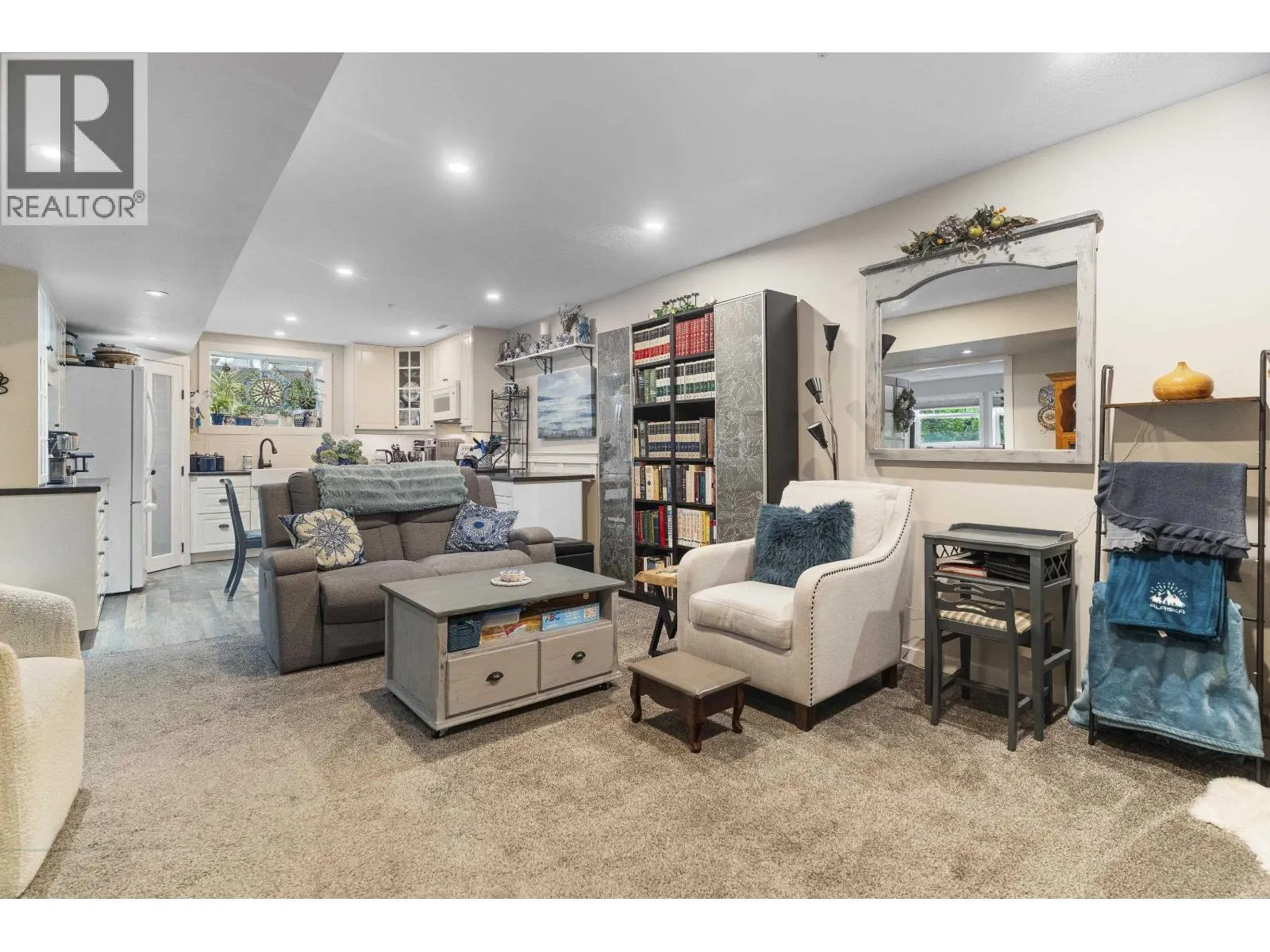 22810 FOREMAN DRIVE