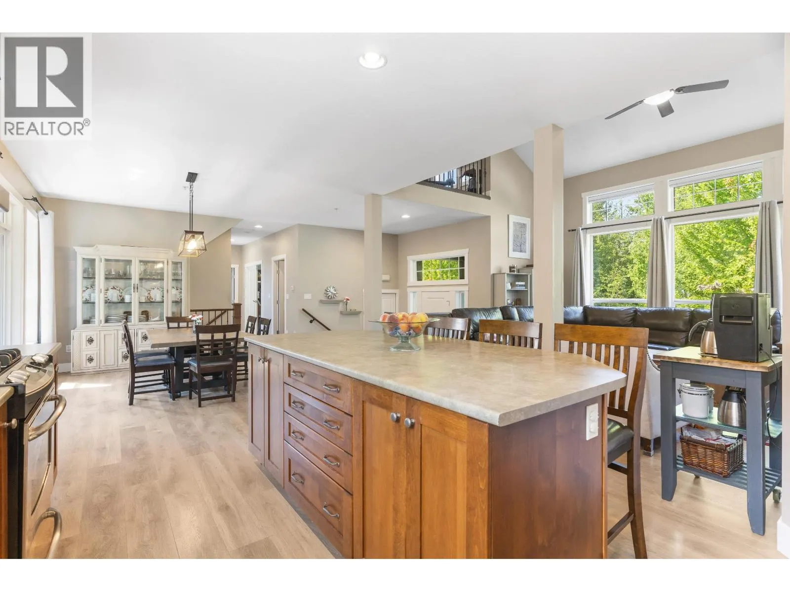 22810 FOREMAN DRIVE