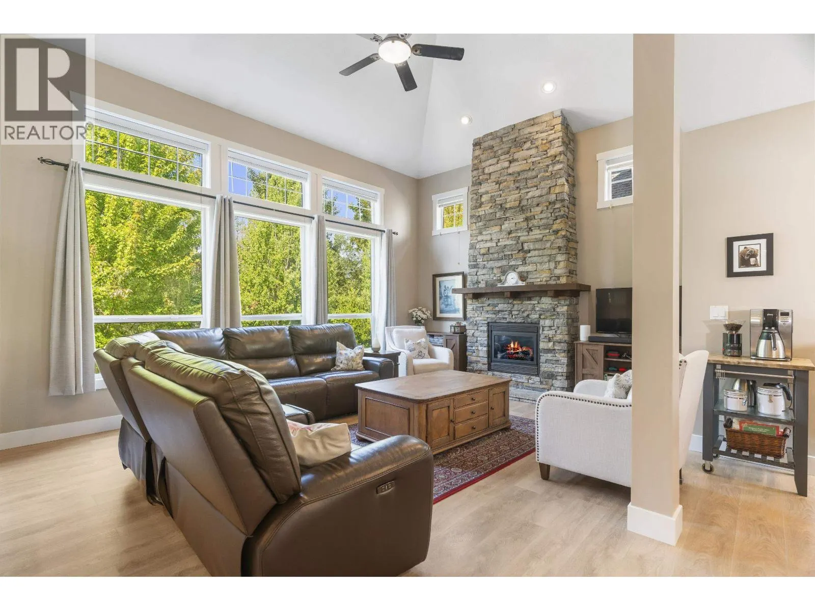 22810 FOREMAN DRIVE