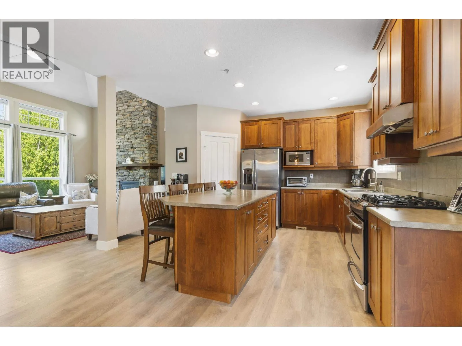 22810 FOREMAN DRIVE
