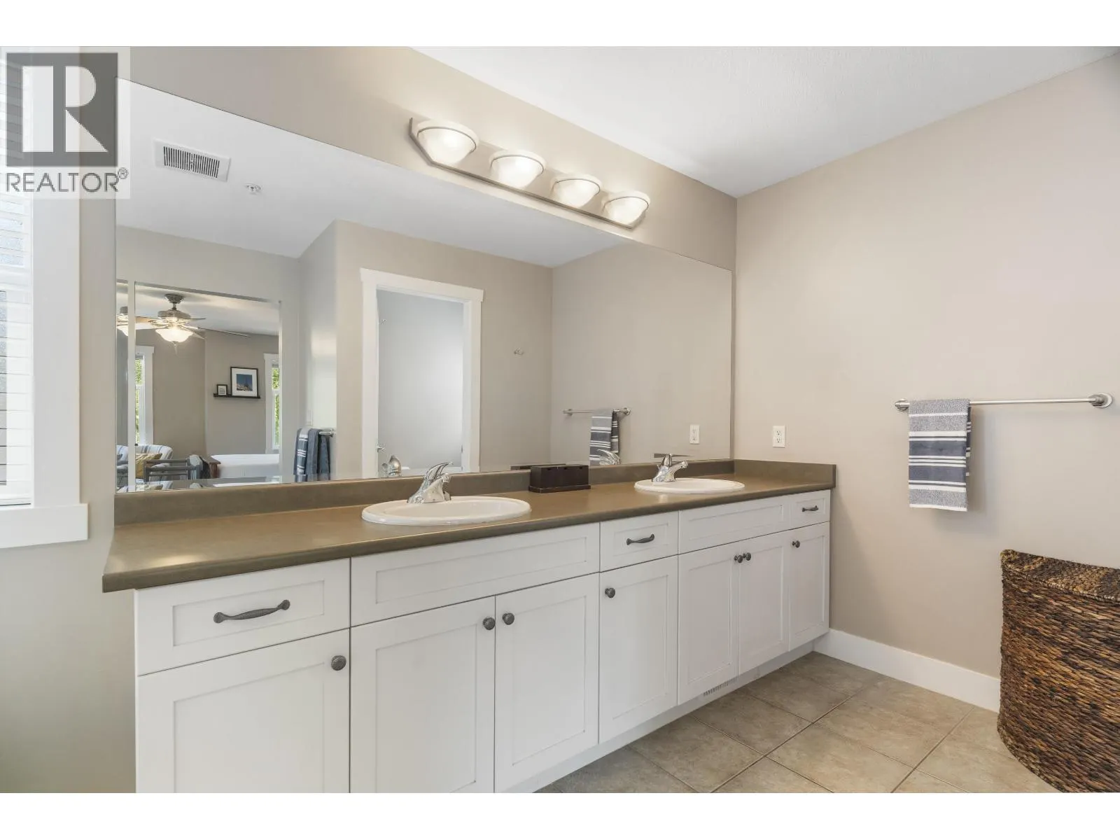 22810 FOREMAN DRIVE