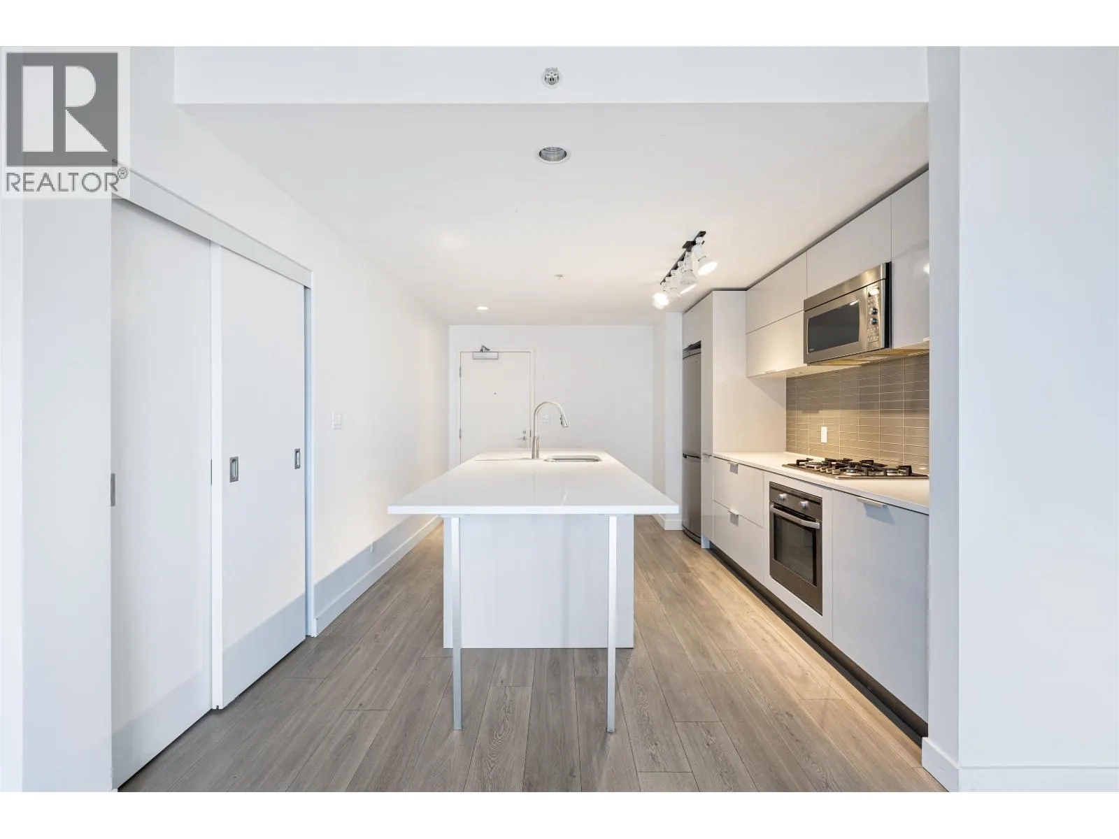 1407 108 W CORDOVA STREET