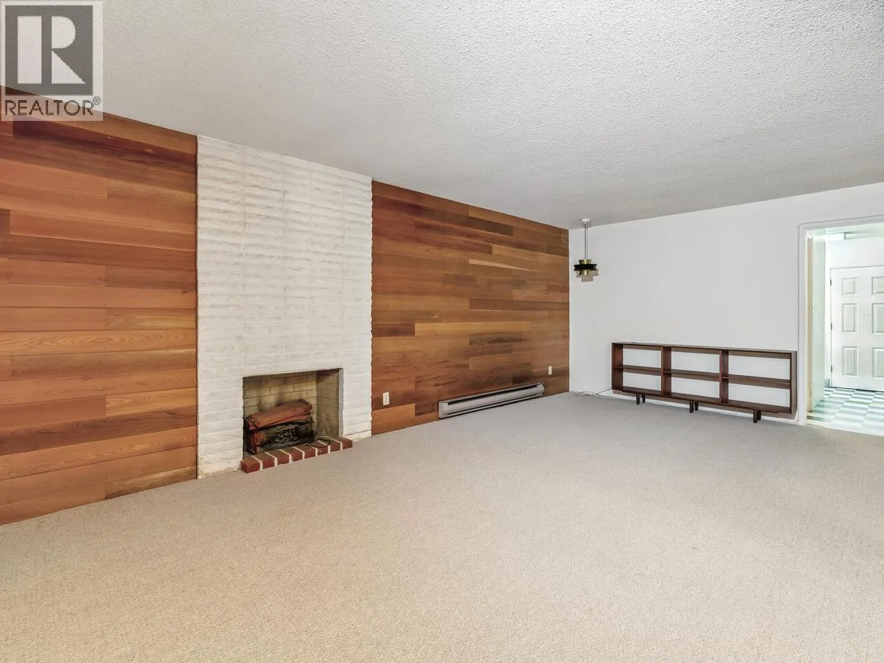 2354 HARRISON DRIVE