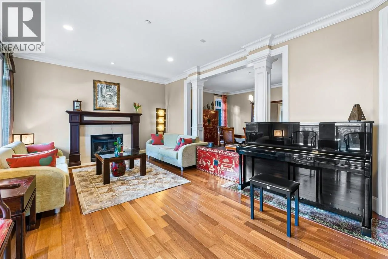 1605 CHIPPENDALE ROAD