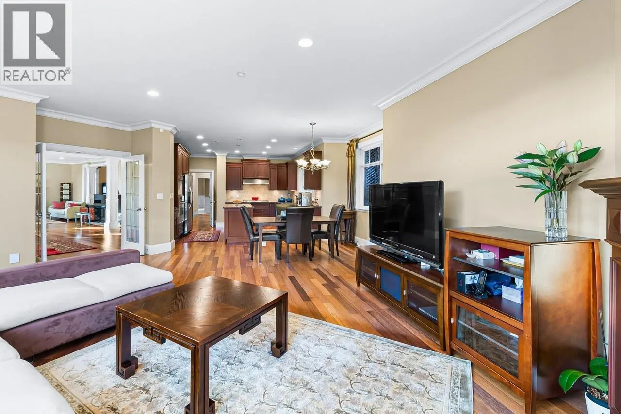 1605 CHIPPENDALE ROAD