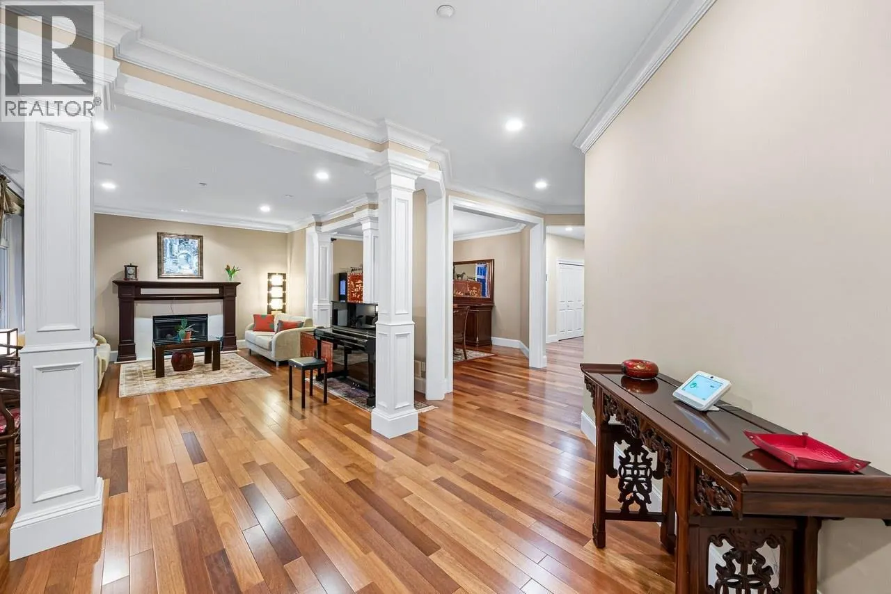 1605 CHIPPENDALE ROAD