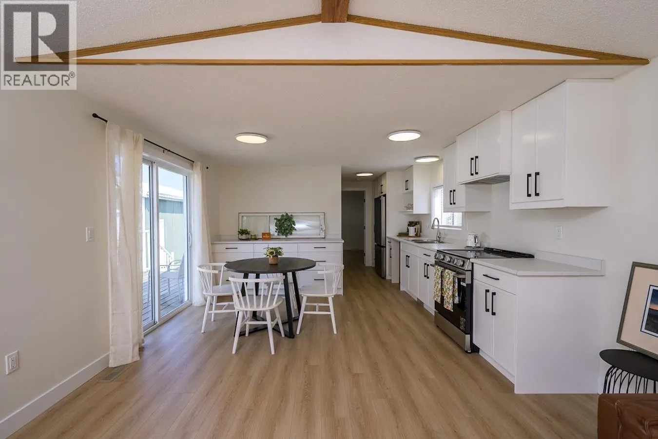 2914 GREENFOREST CRESCENT