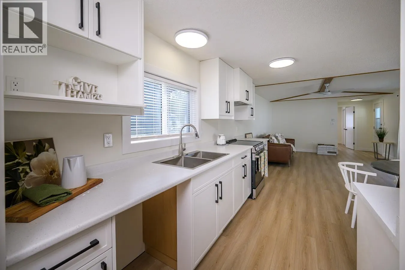 2914 GREENFOREST CRESCENT