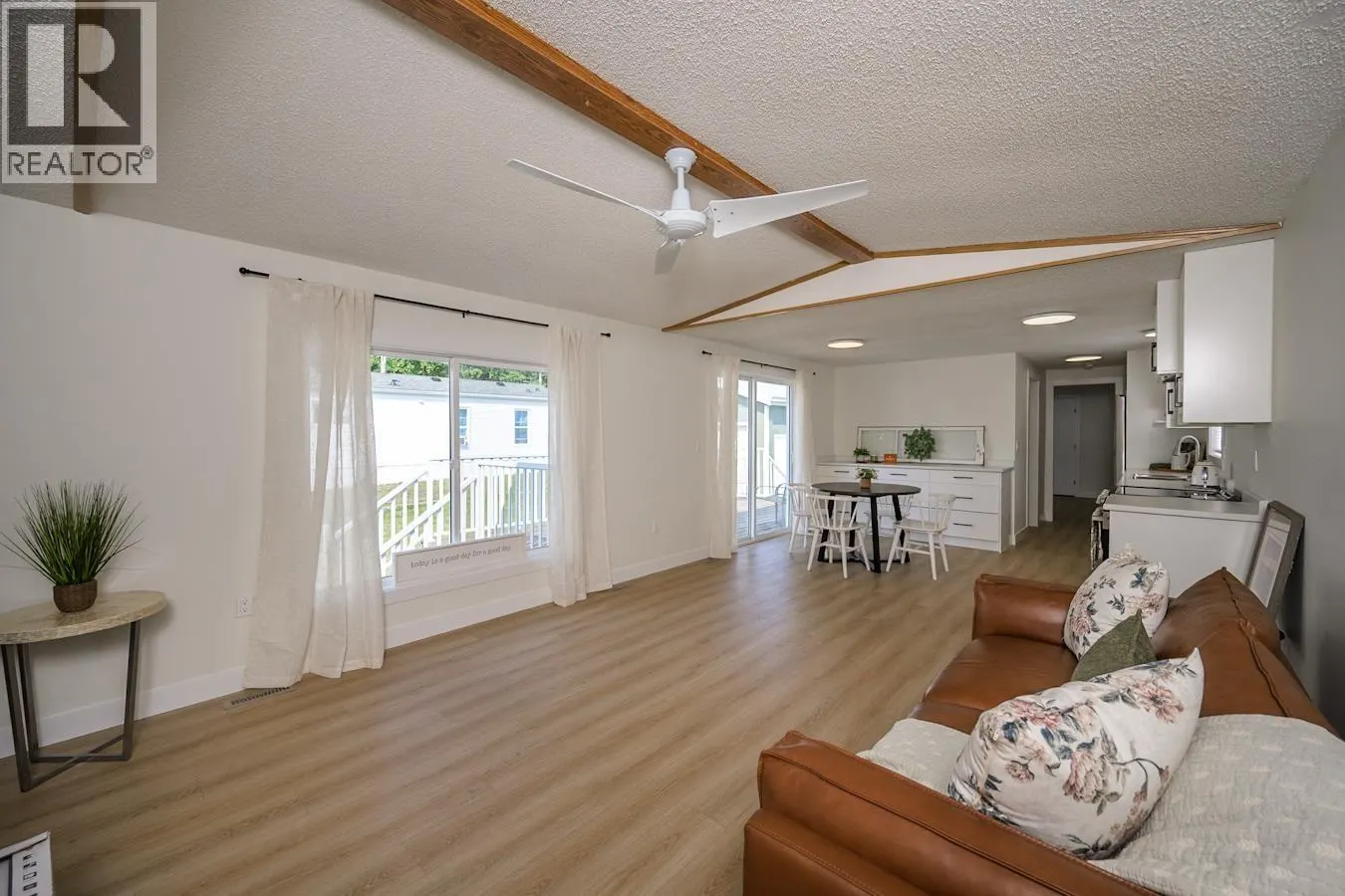 2914 GREENFOREST CRESCENT