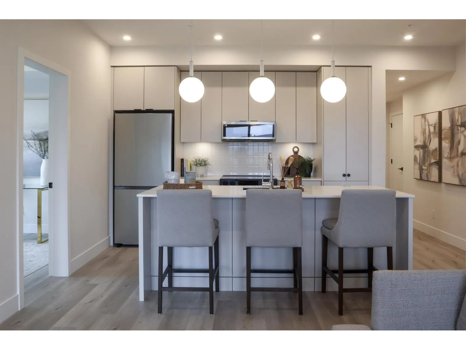 310 45497 CAMPUS DRIVE|Garrison Crossing