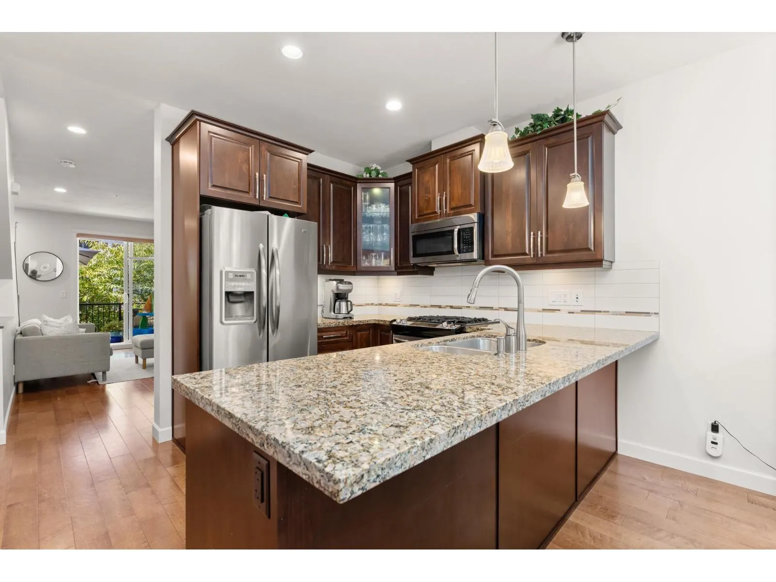 93 8068 207 STREET