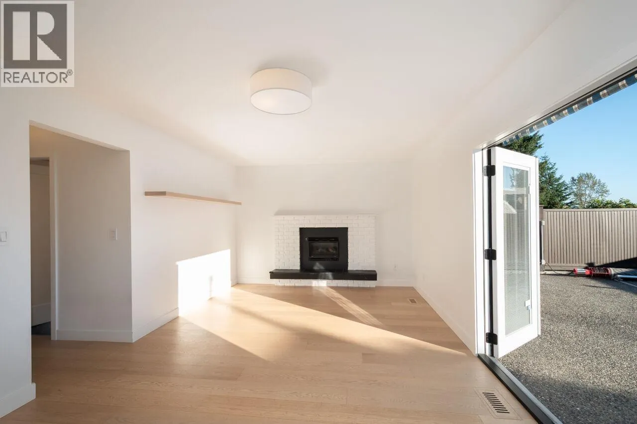 5 CAMPION COURT