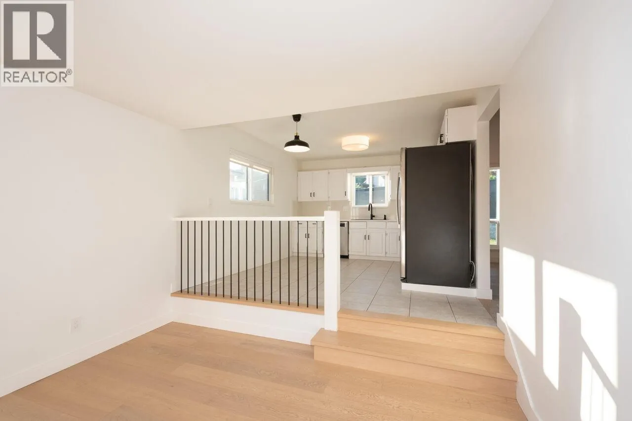 5 CAMPION COURT