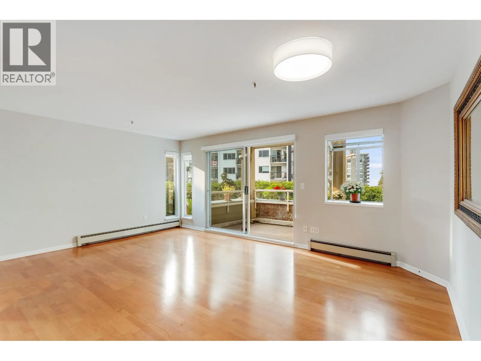 5 2150 MARINE DRIVE
