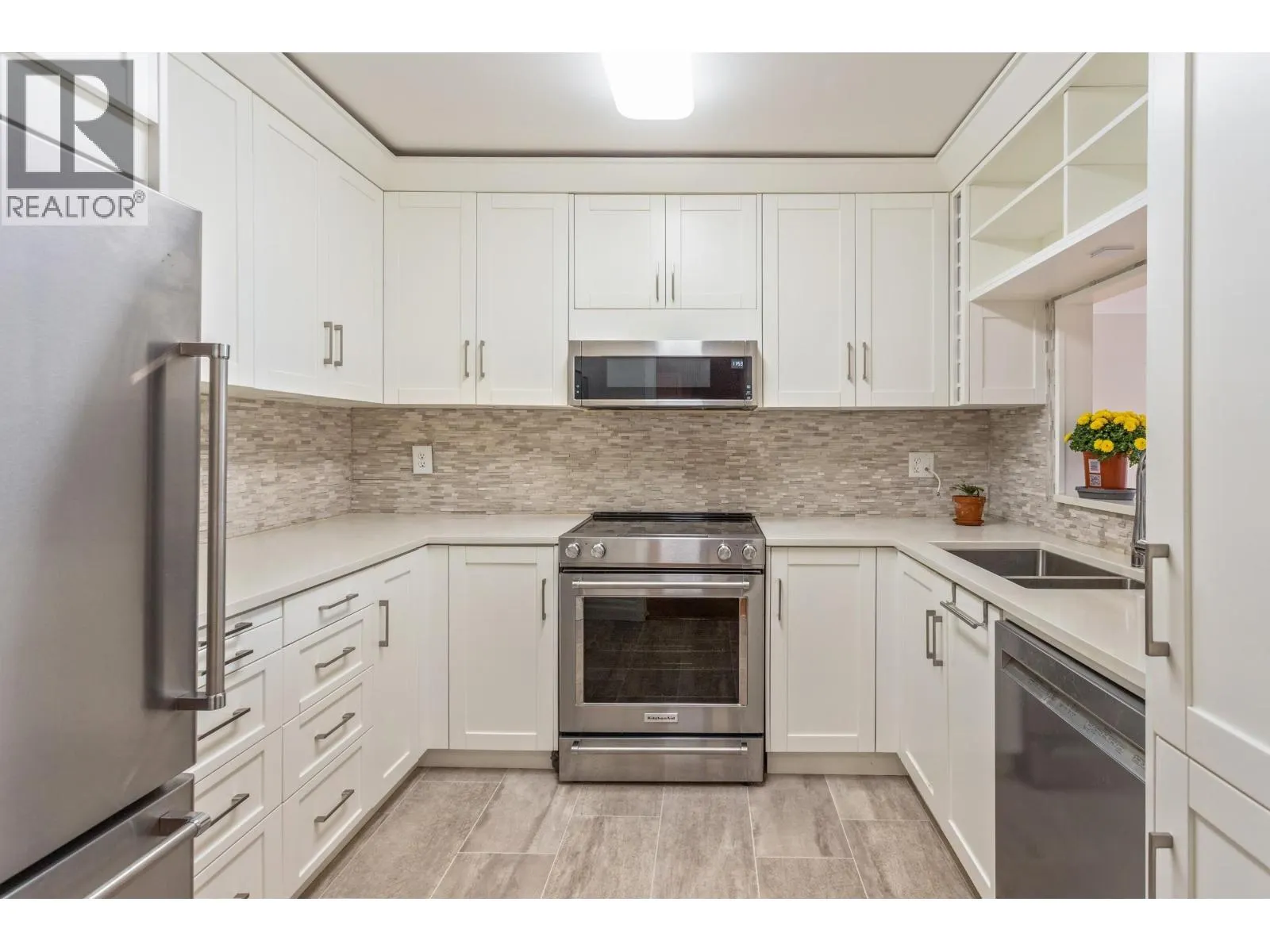 5 2150 MARINE DRIVE
