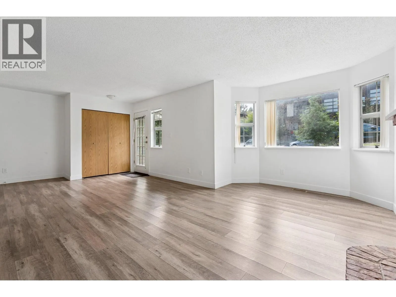65 SEAVIEW DRIVE
