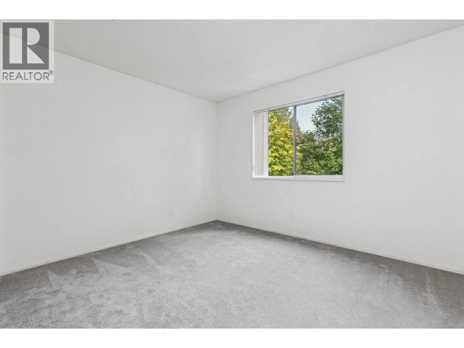 65 SEAVIEW DRIVE