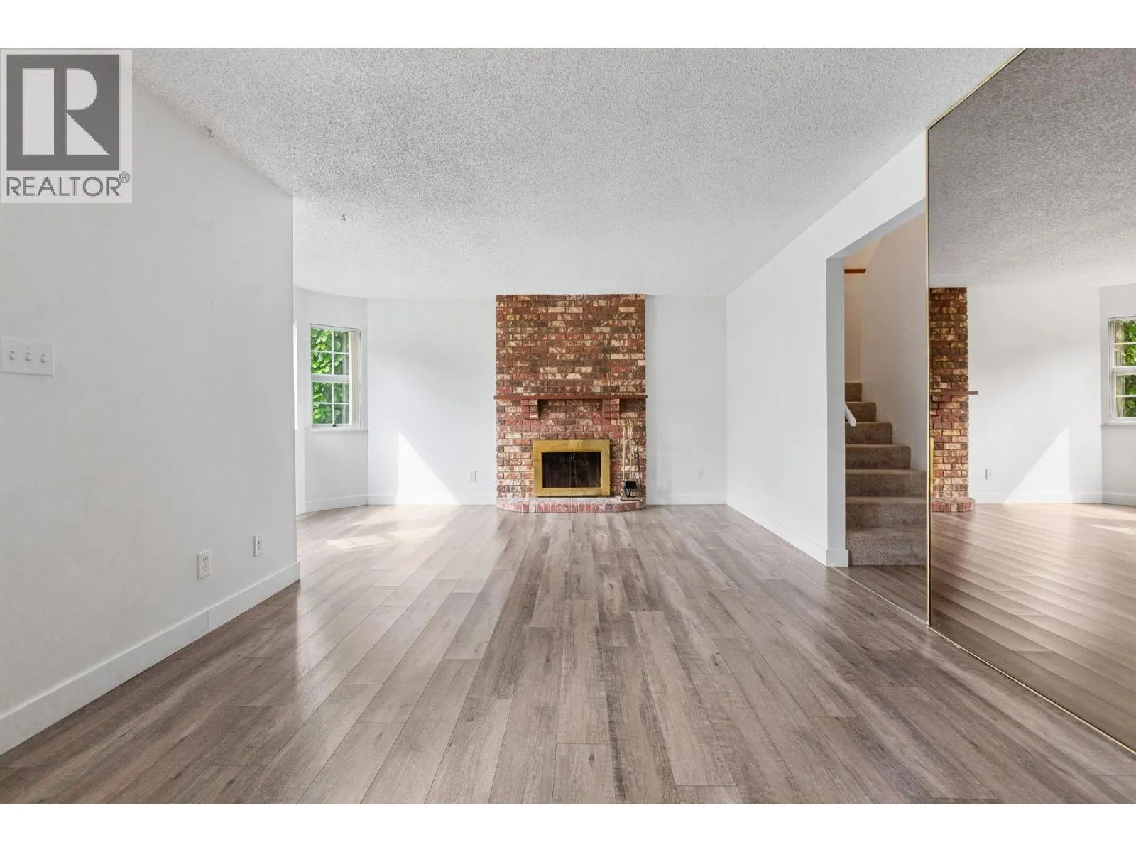 65 SEAVIEW DRIVE