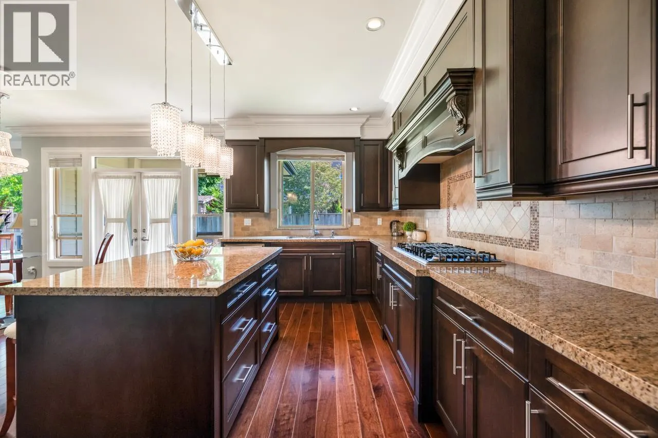 5830 FAIR WYND
