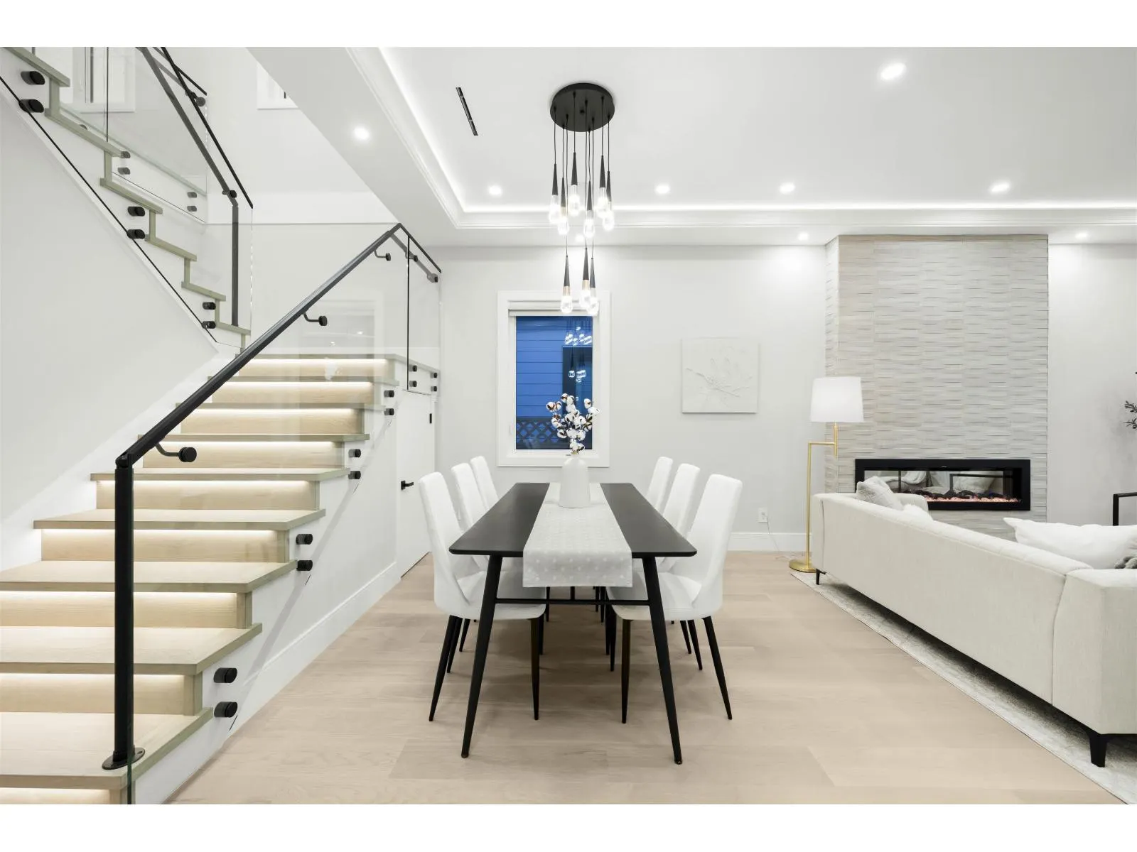 2096 BOWLER DRIVE