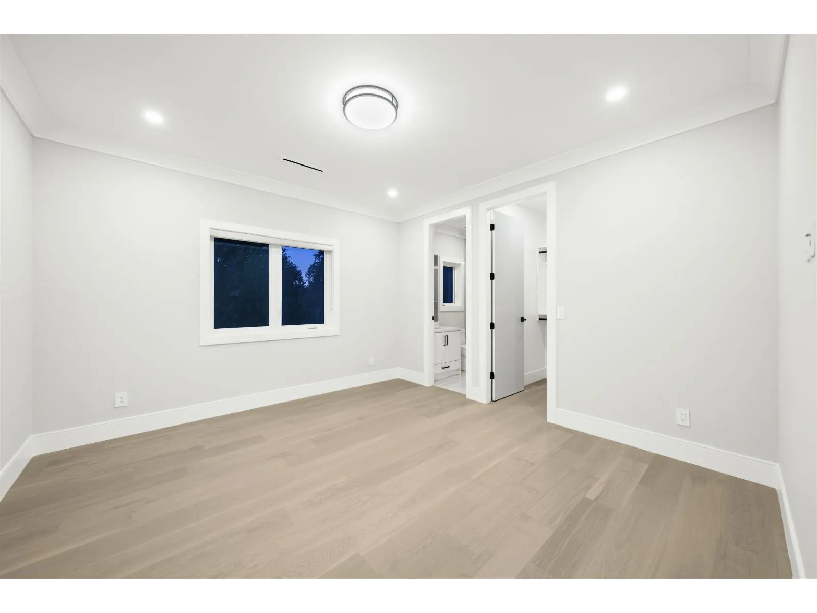 2096 BOWLER DRIVE