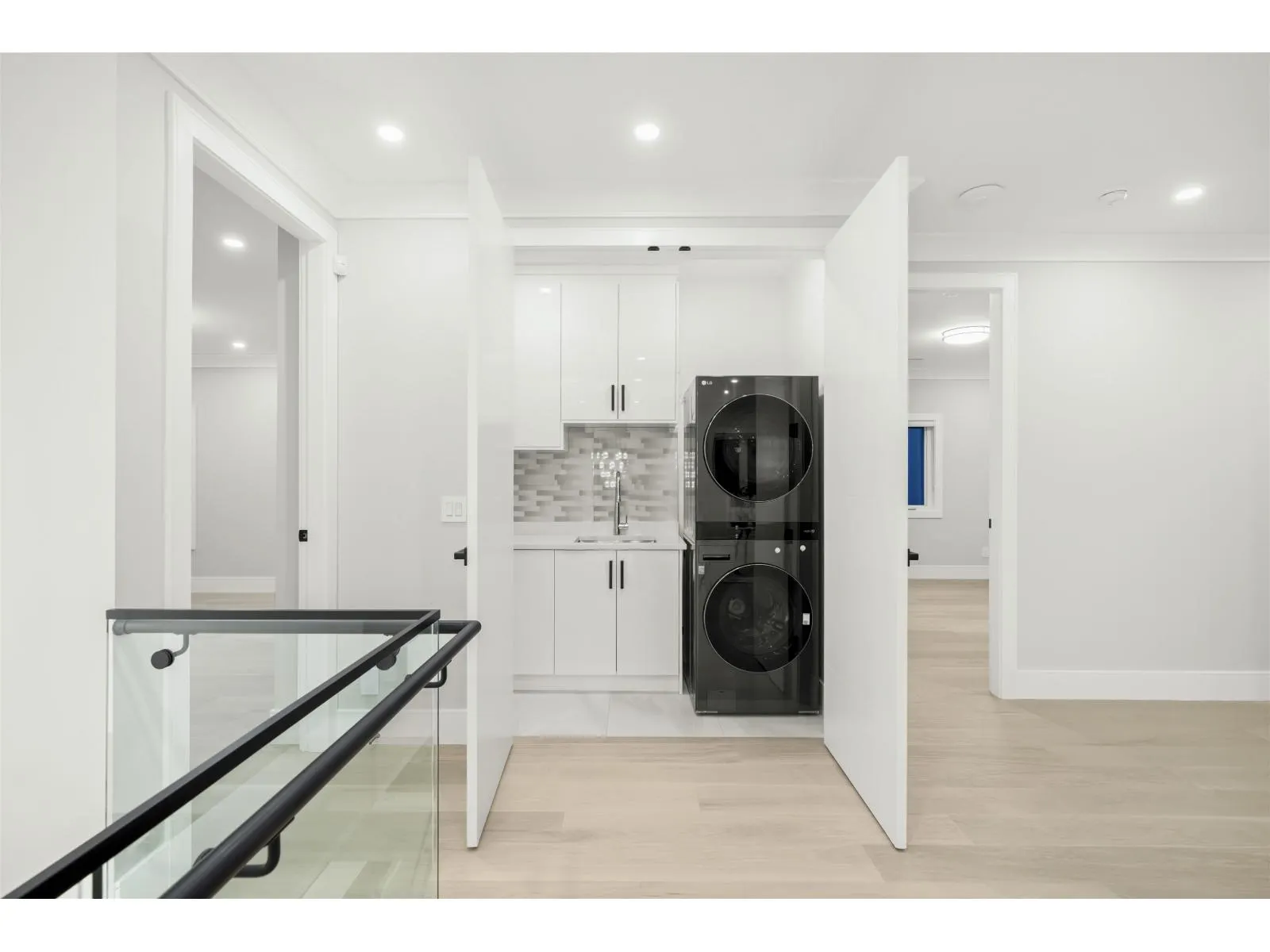 2096 BOWLER DRIVE