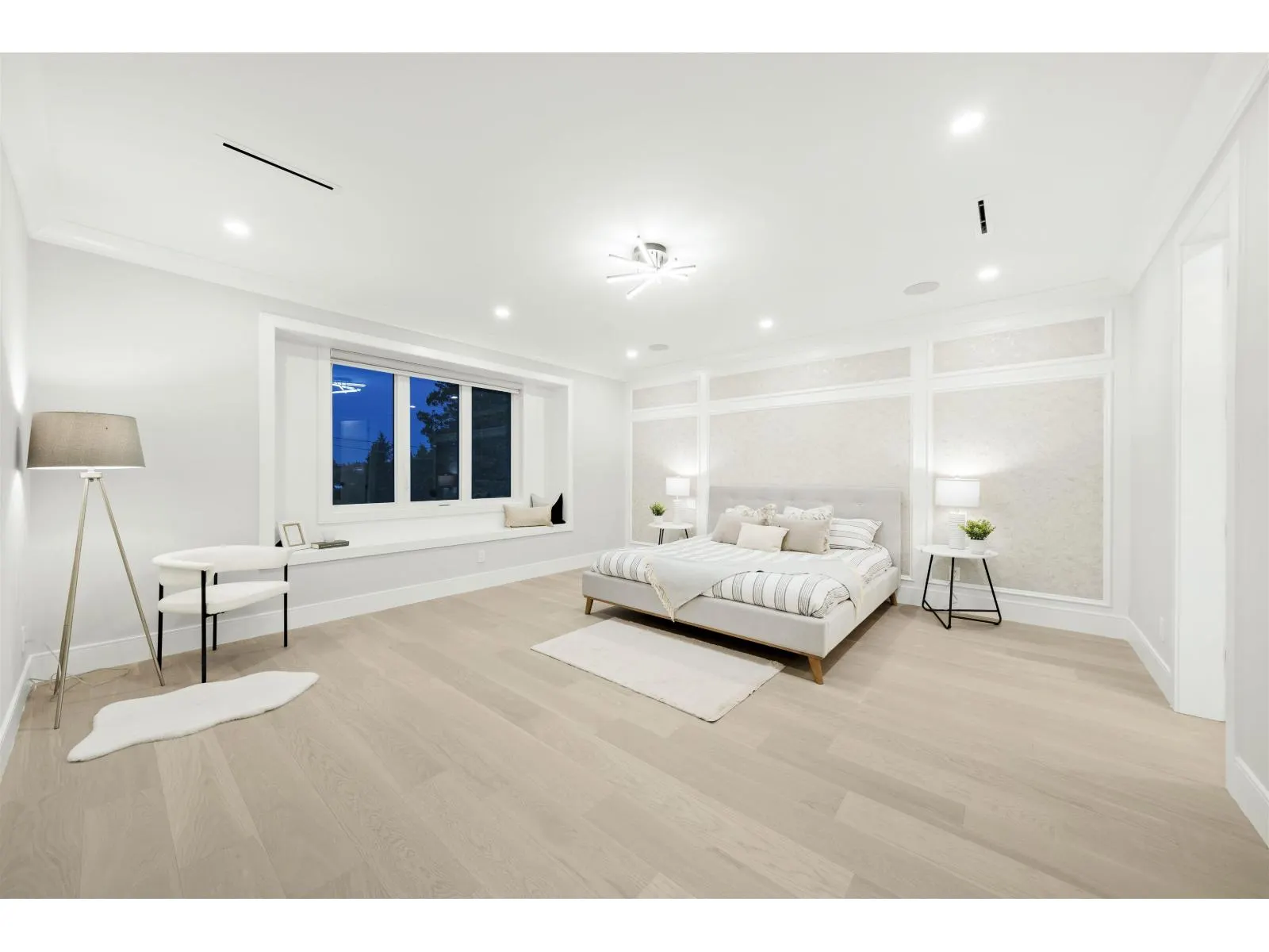 2096 BOWLER DRIVE