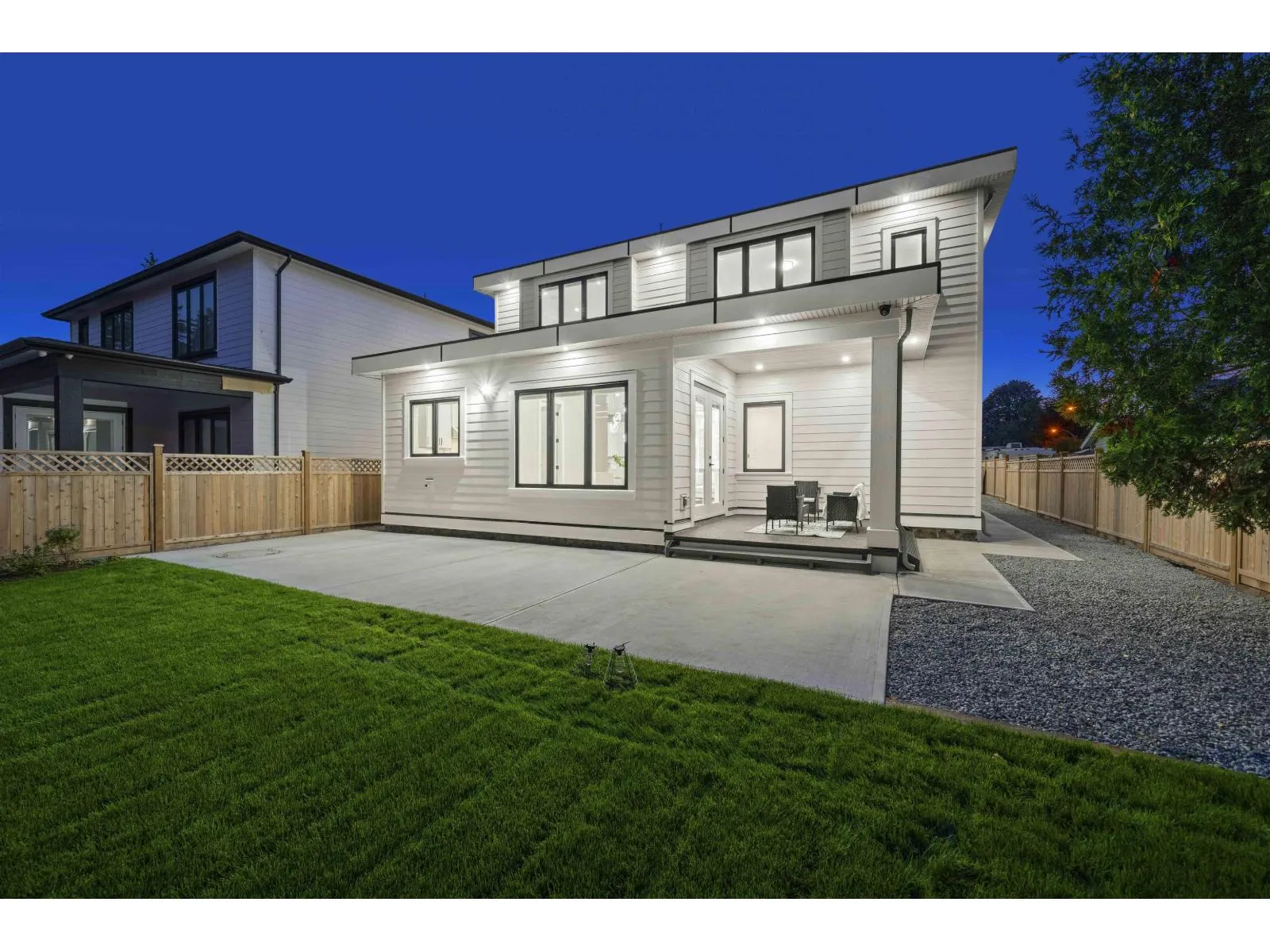 2096 BOWLER DRIVE
