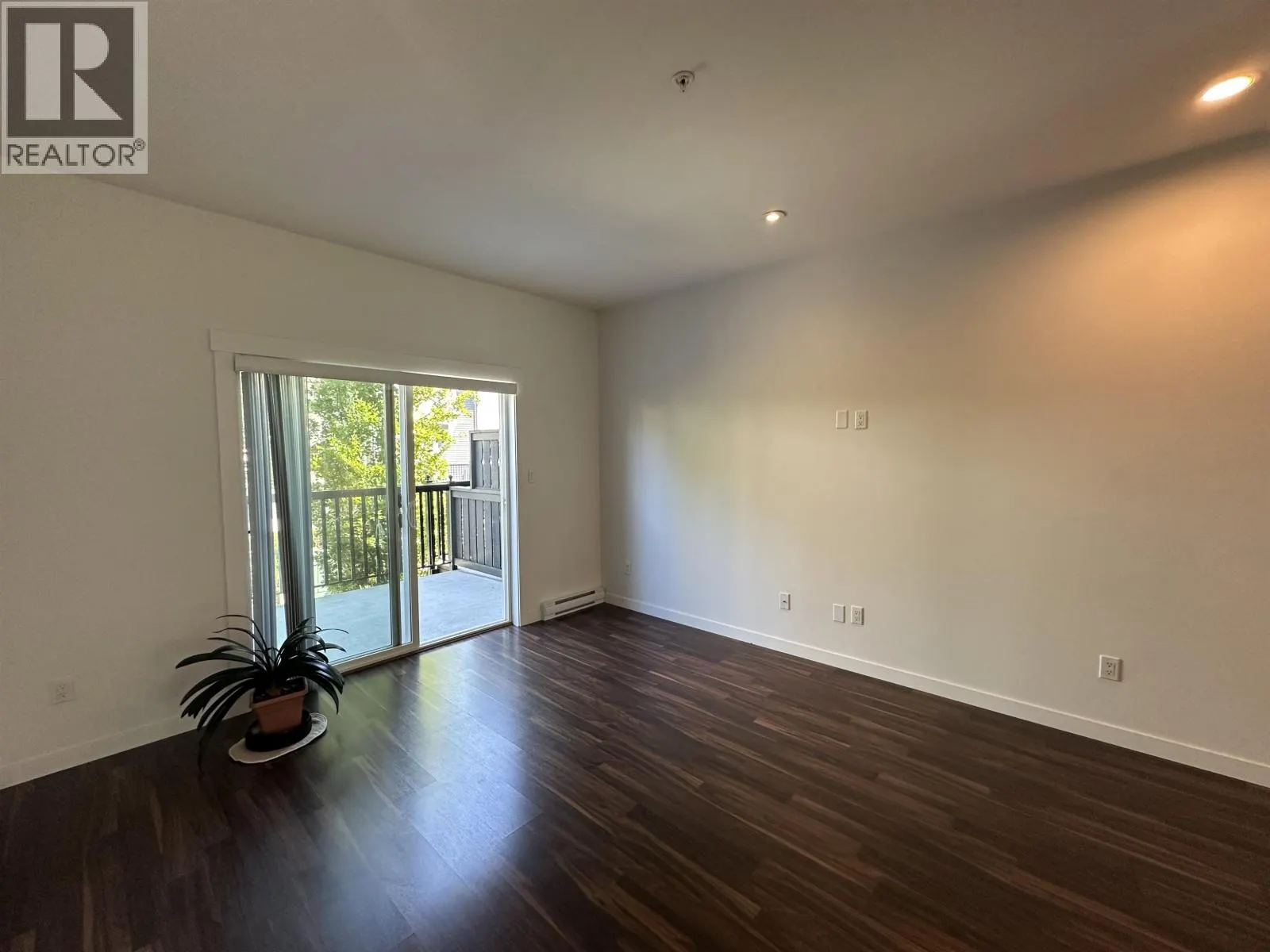 40 3010 RIVERBEND DRIVE
