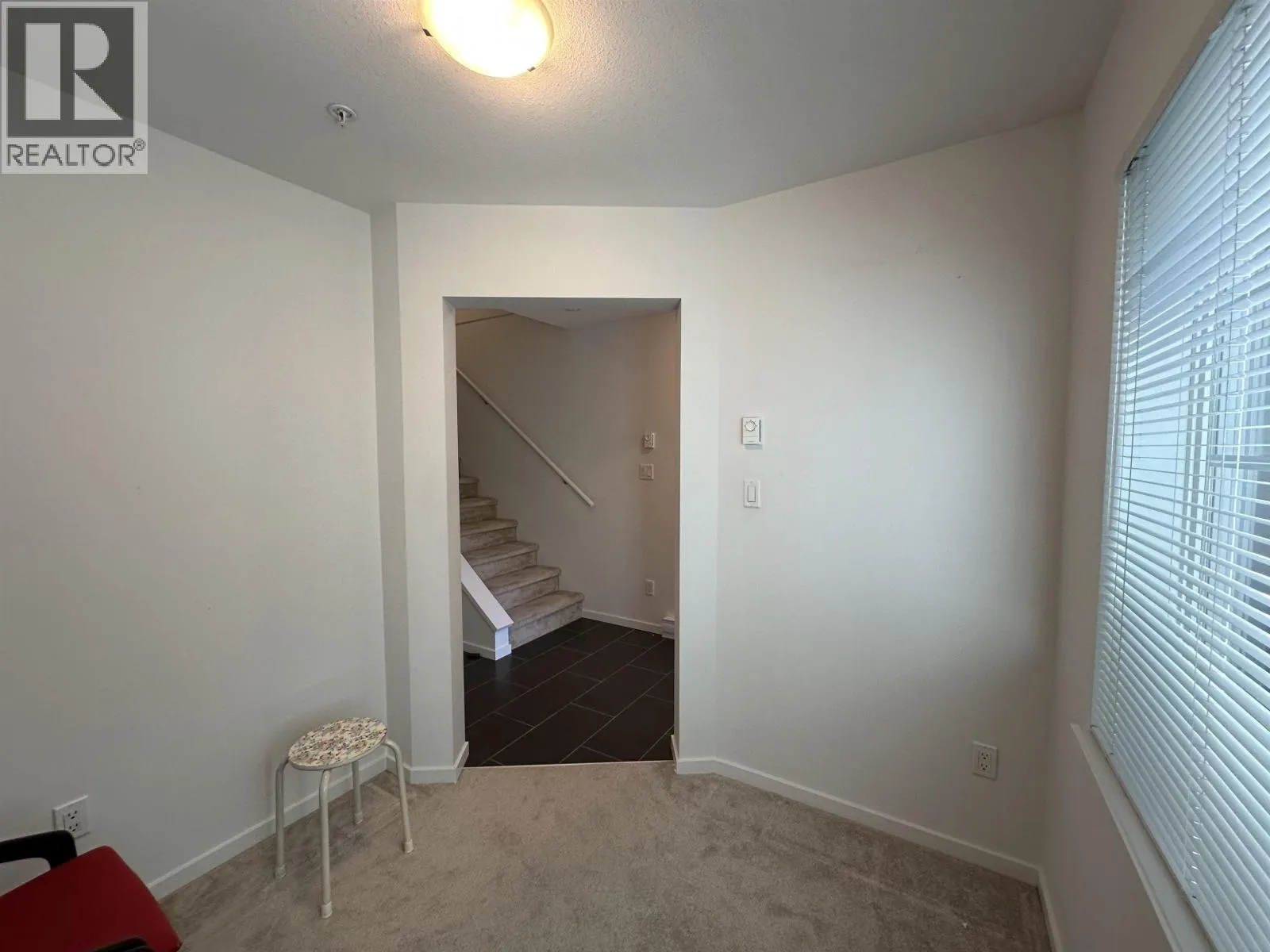 40 3010 RIVERBEND DRIVE