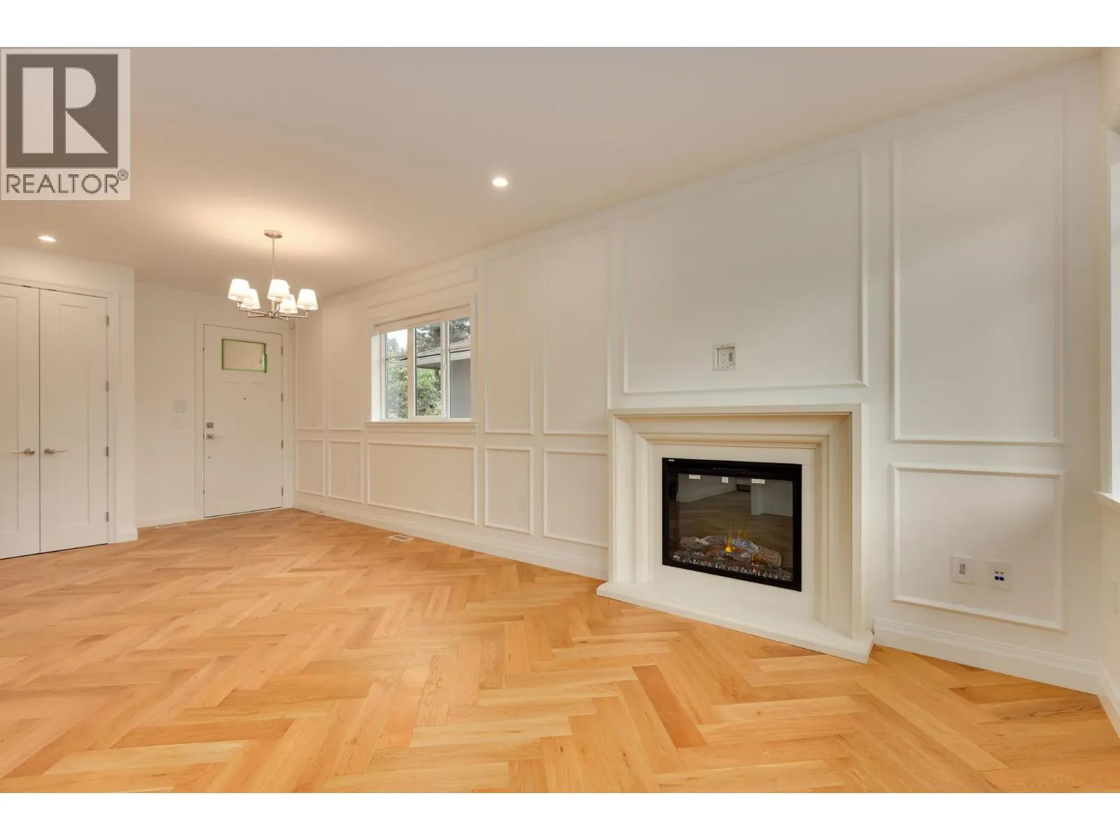 259 E 23RD STREET