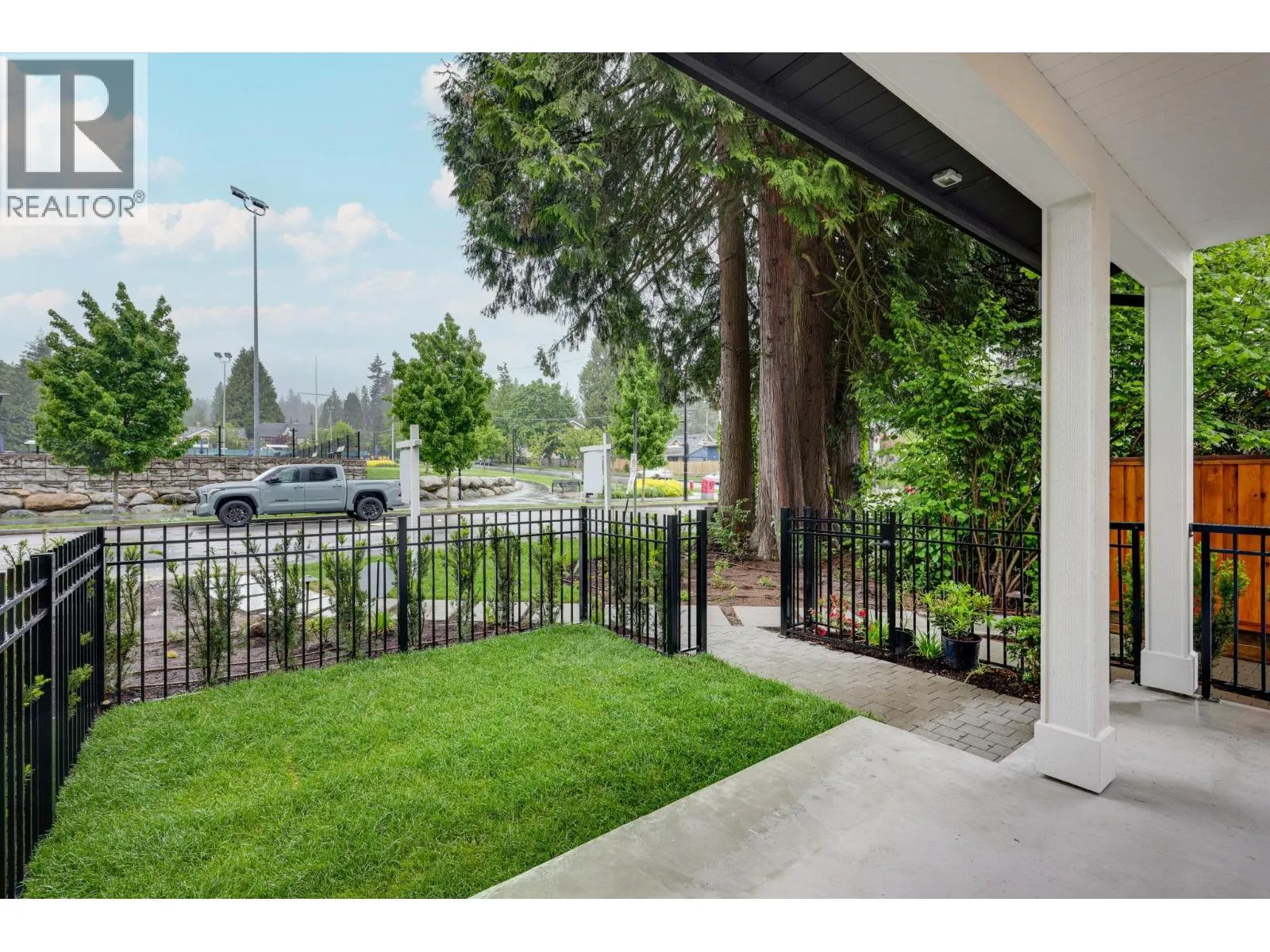 259 E 23RD STREET