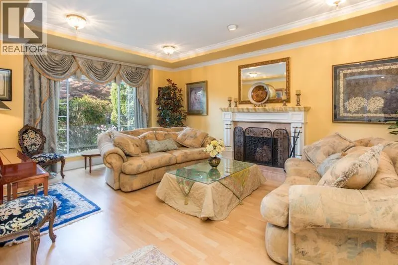 5524 CORNWALL DRIVE