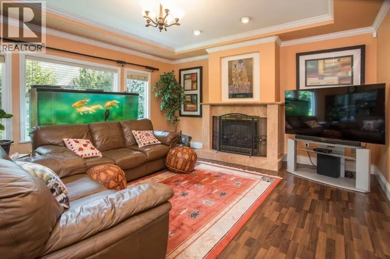 5524 CORNWALL DRIVE