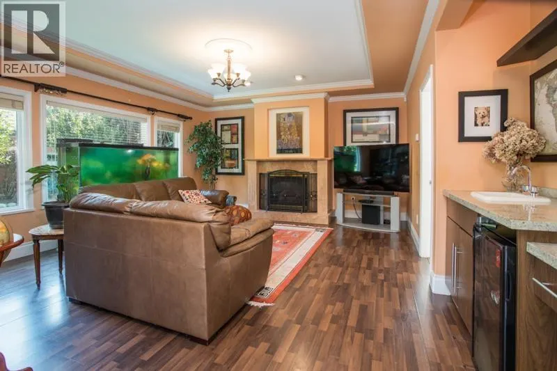 5524 CORNWALL DRIVE