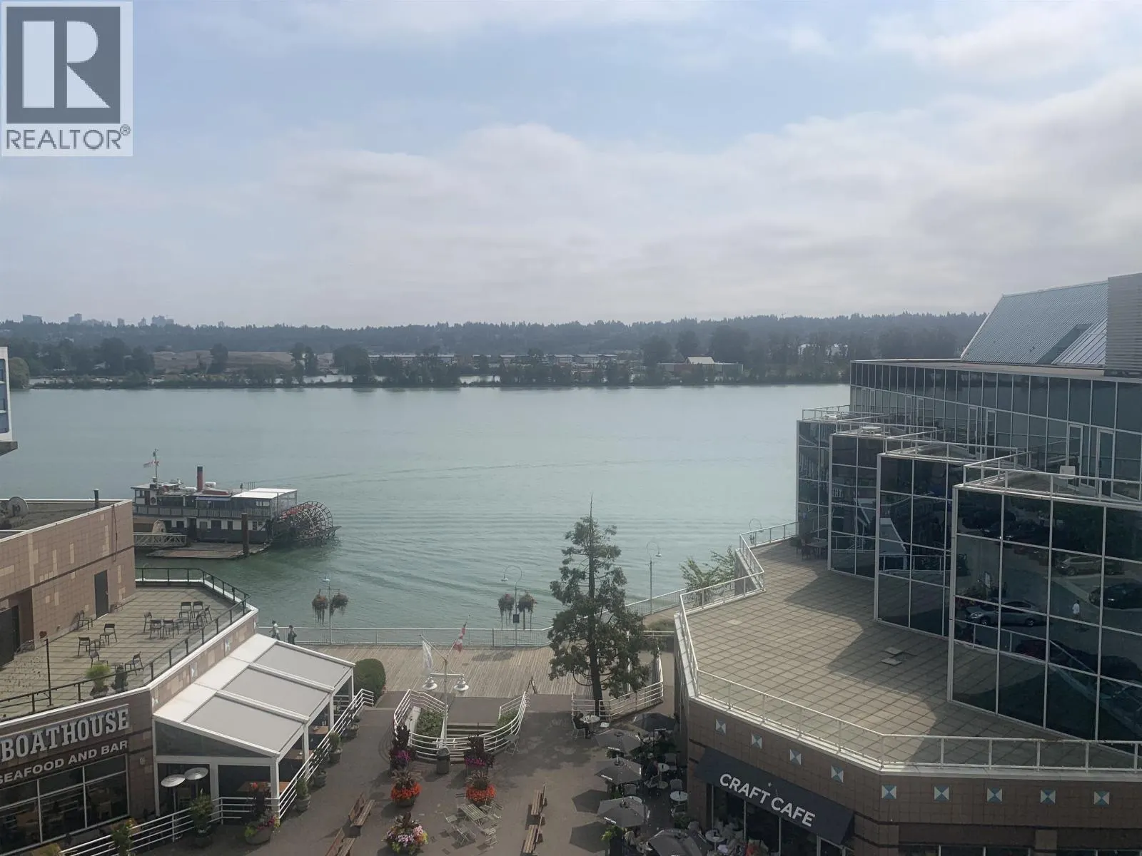 2512 988 QUAYSIDE DRIVE