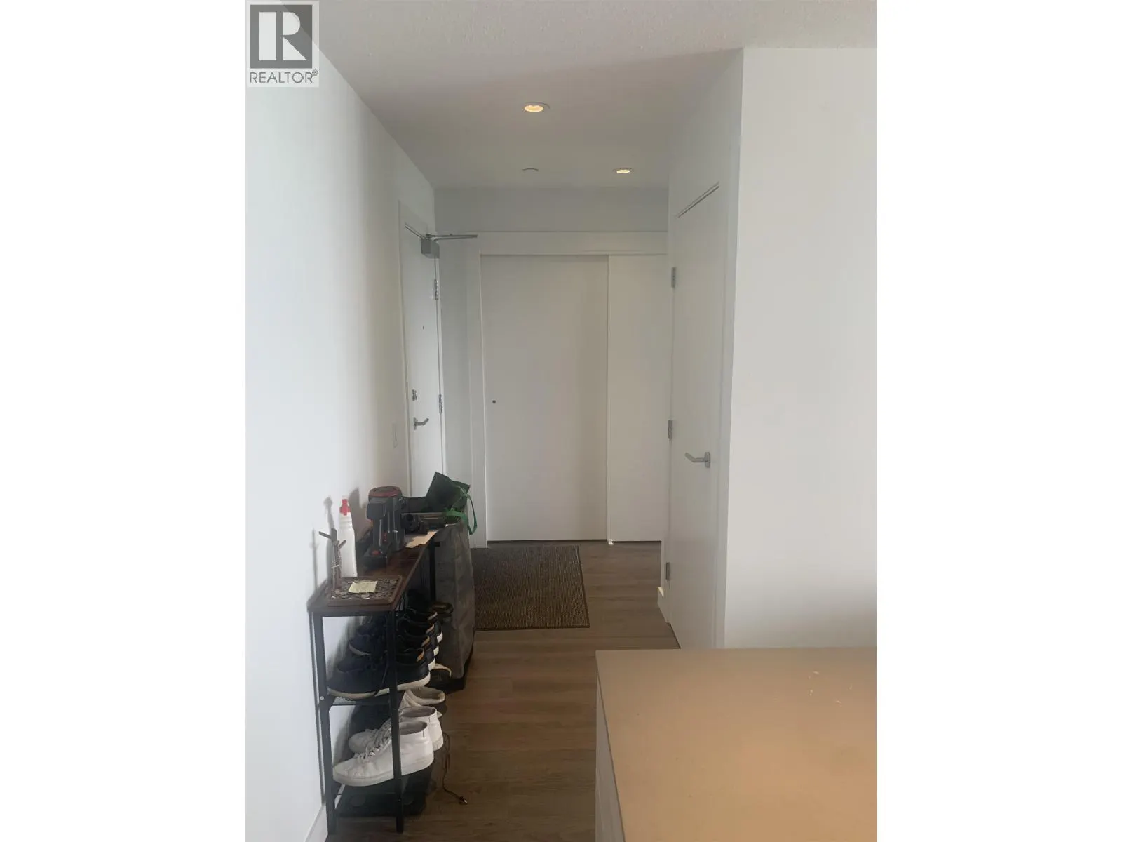 2512 988 QUAYSIDE DRIVE