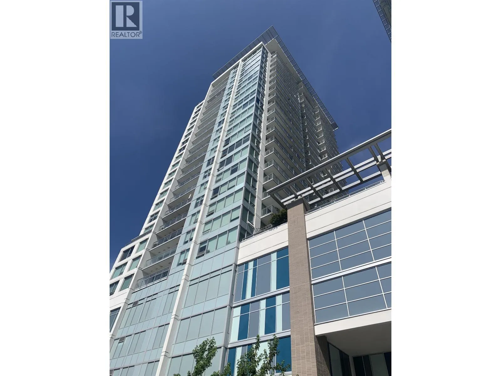 2512 988 QUAYSIDE DRIVE